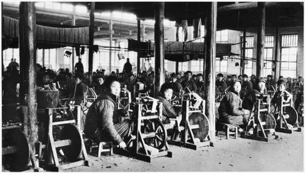 Fábrica de chineses perto de Chihsien, c.1930